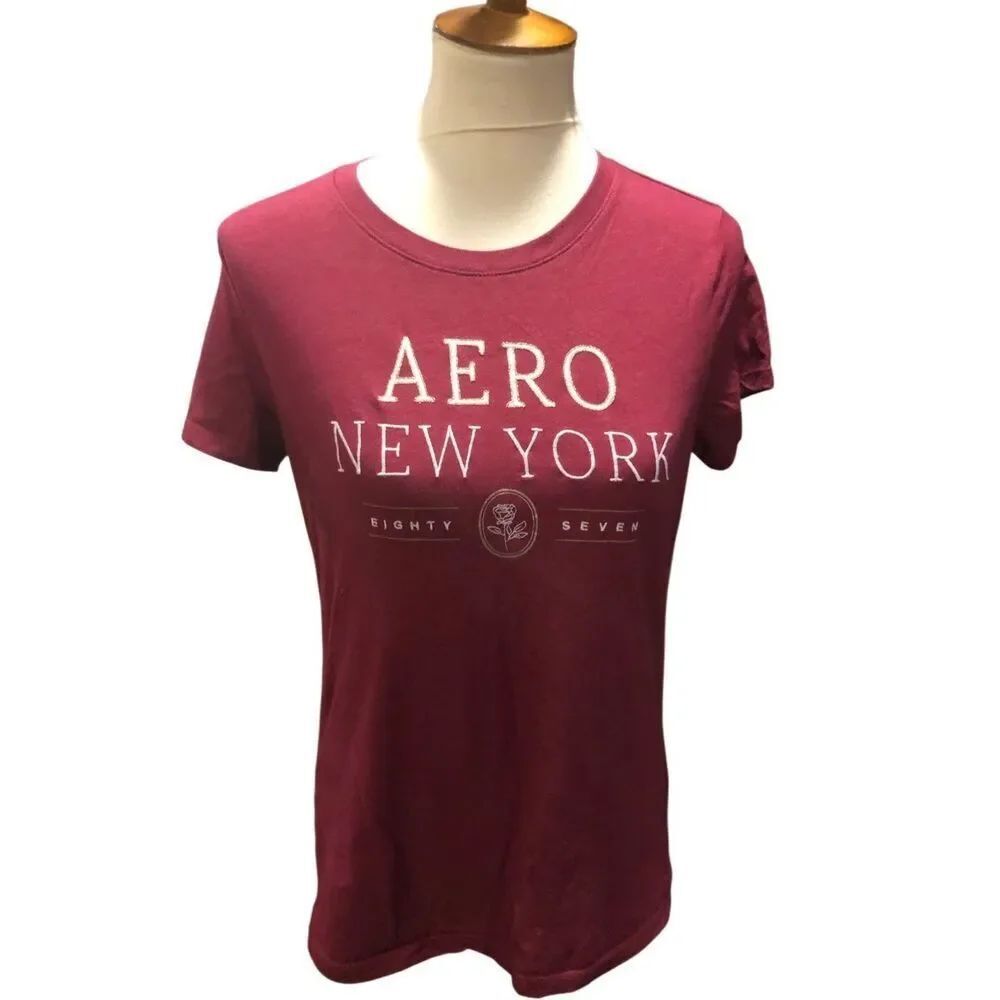 Aéropostale "Aero New York City" graphic t-shirt in a burgundy size XL
